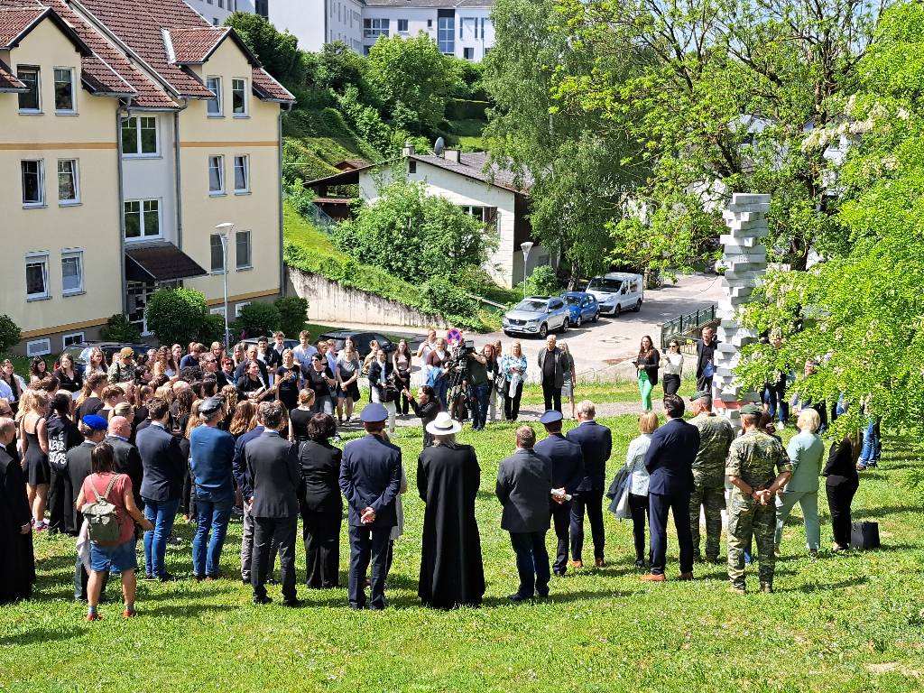 Beeindruckendes Zeichen jungen Gedenkens an Melker KZ-Opfer